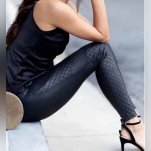 Spanx Black Quilted Faux Leather Leggings Size Medium